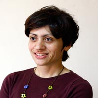 صورة المؤلف بسمة عبد العزيز